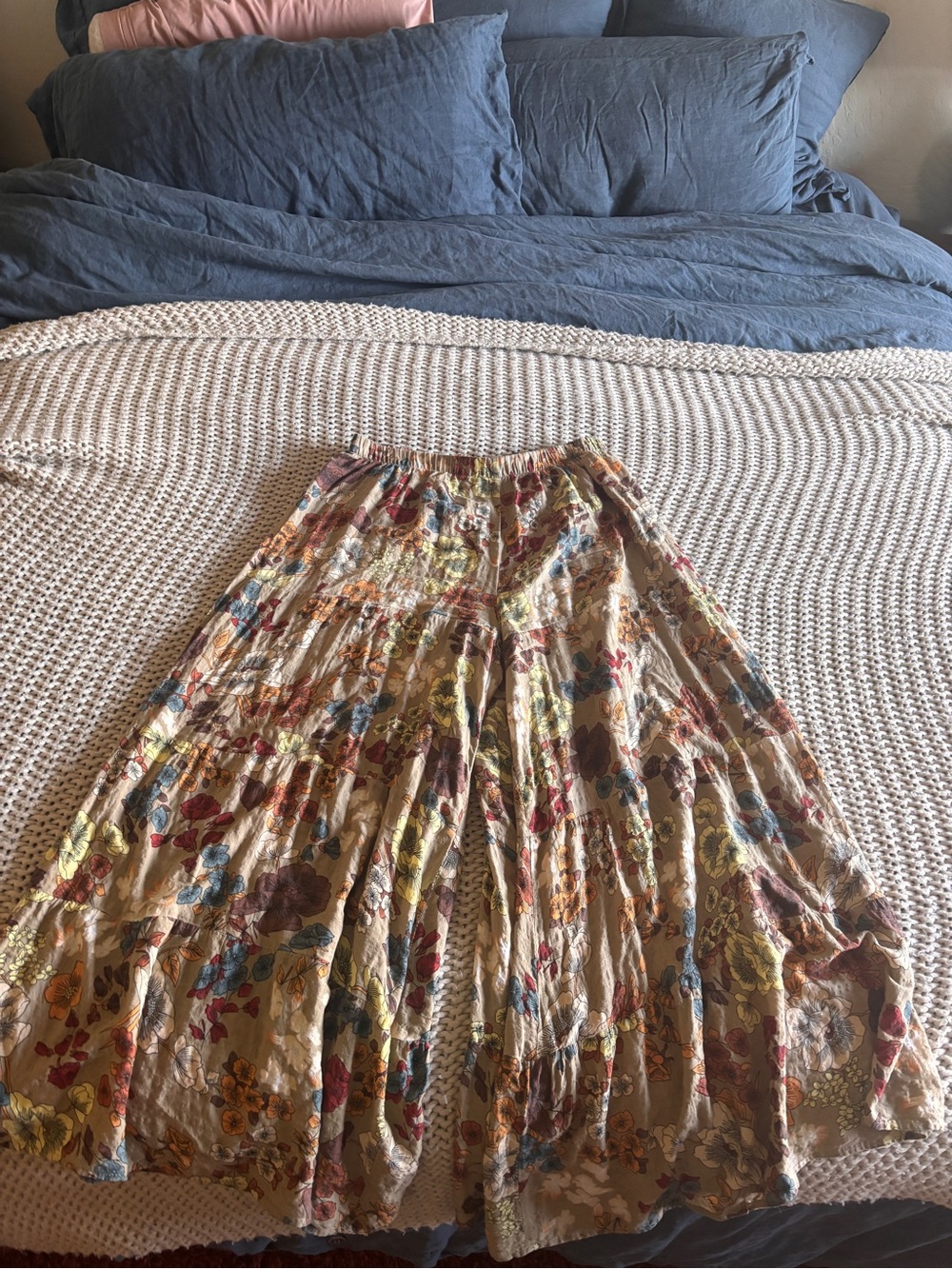 Boho Floral Wide-Leg Palazzo Pants in Taupe & Multicolor (natural life size xl) - Picture 2 of 3